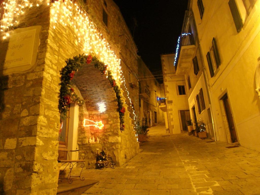 Guest House Il Borgo Di Sempronio 森普罗尼亚诺 外观 照片