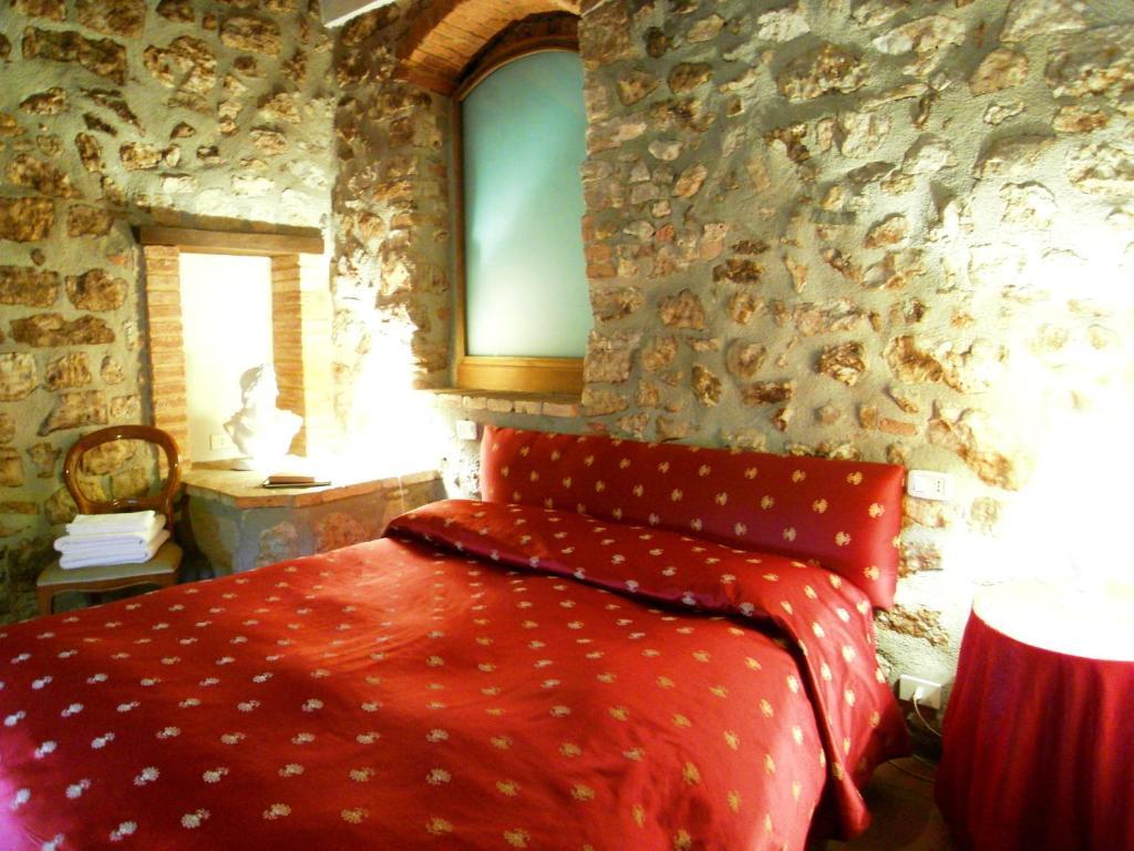 Guest House Il Borgo Di Sempronio 森普罗尼亚诺 客房 照片