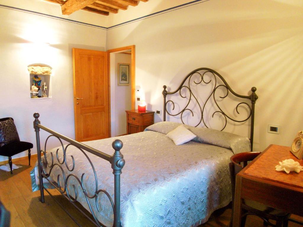 Guest House Il Borgo Di Sempronio 森普罗尼亚诺 客房 照片